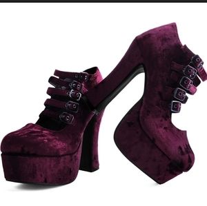 TUK Burgundy Crushed Velvet Platform Heels 8